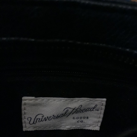 Universal Thread Goods handbag - Picture 3 of 6